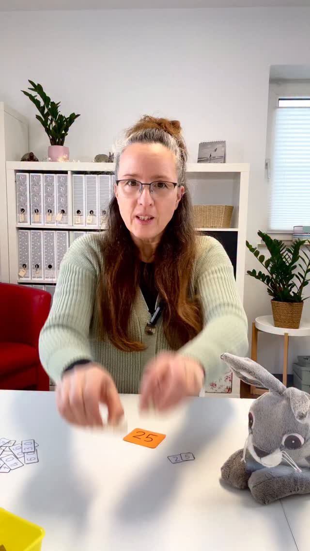 Instagram post from mathe.mit.frau.hasler. This post is in position 1.